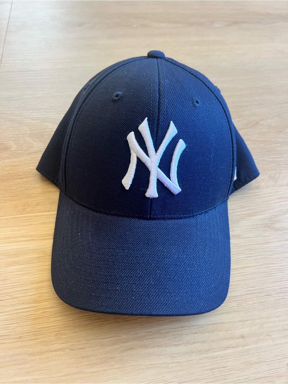 New York Yankees Classic Navy Baseball Cap with White Logo